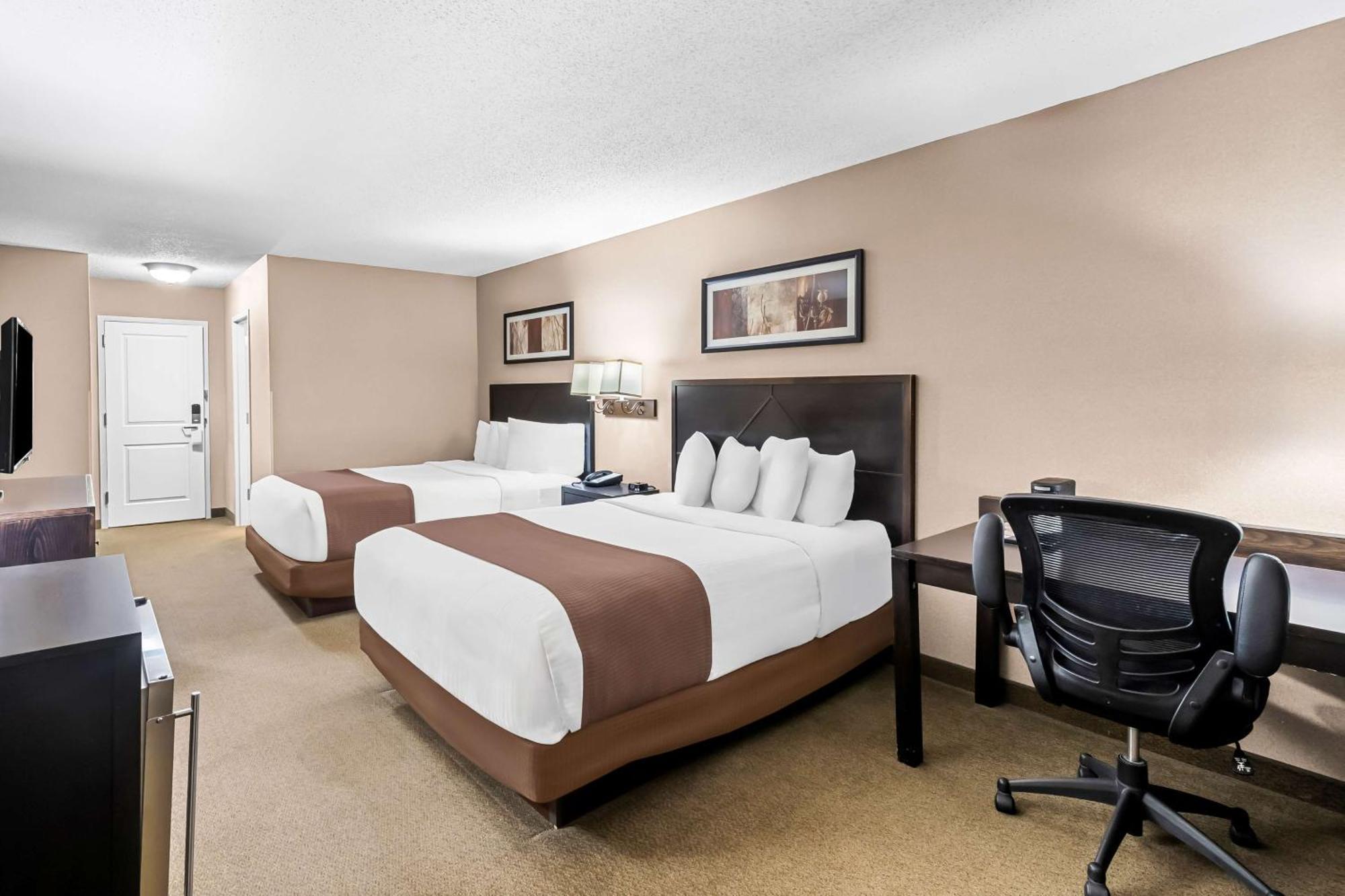 Heartland Inn & Suites, Surestay Collection By Best Western Park Rapids Bagian luar foto