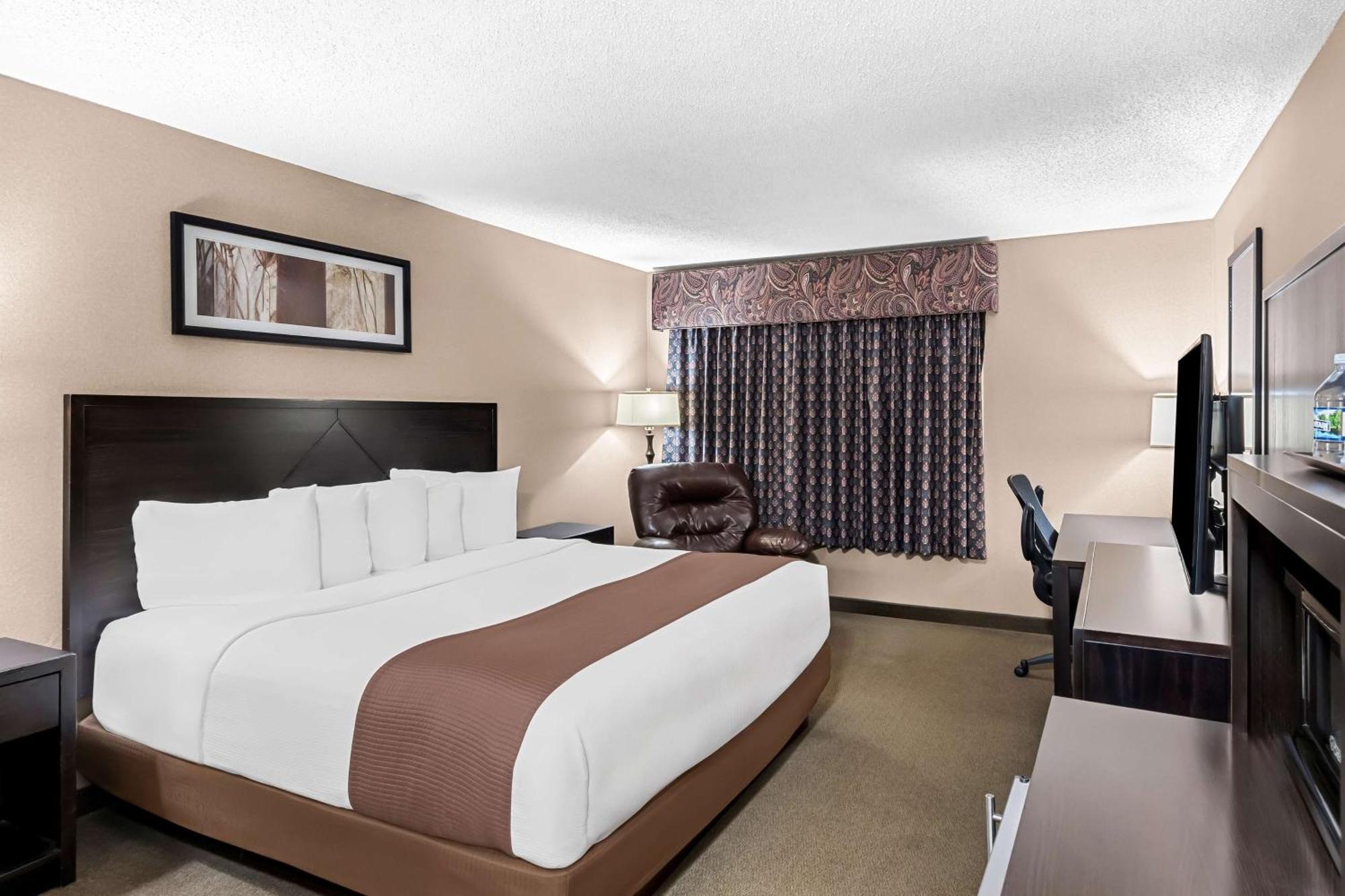 Heartland Inn & Suites, Surestay Collection By Best Western Park Rapids Bagian luar foto