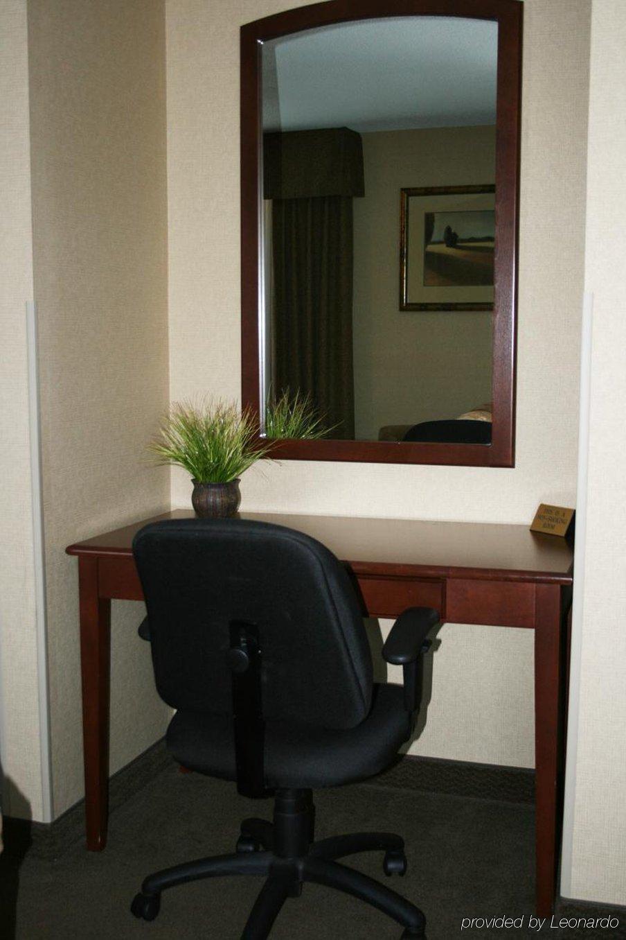 Heartland Inn & Suites, Surestay Collection By Best Western Park Rapids Bagian luar foto