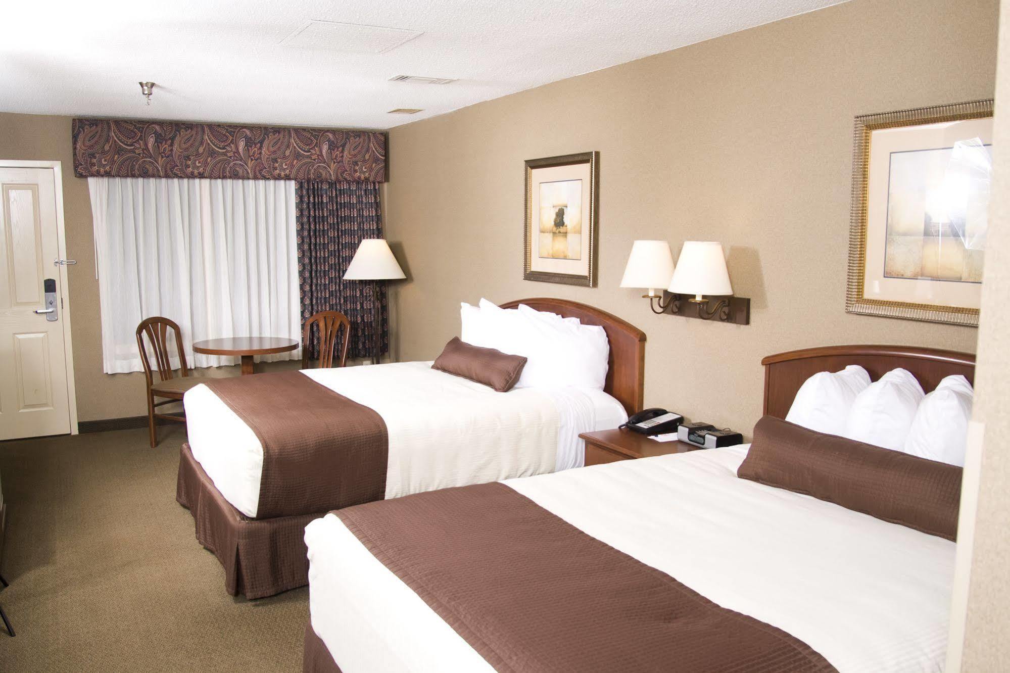 Heartland Inn & Suites, Surestay Collection By Best Western Park Rapids Bagian luar foto